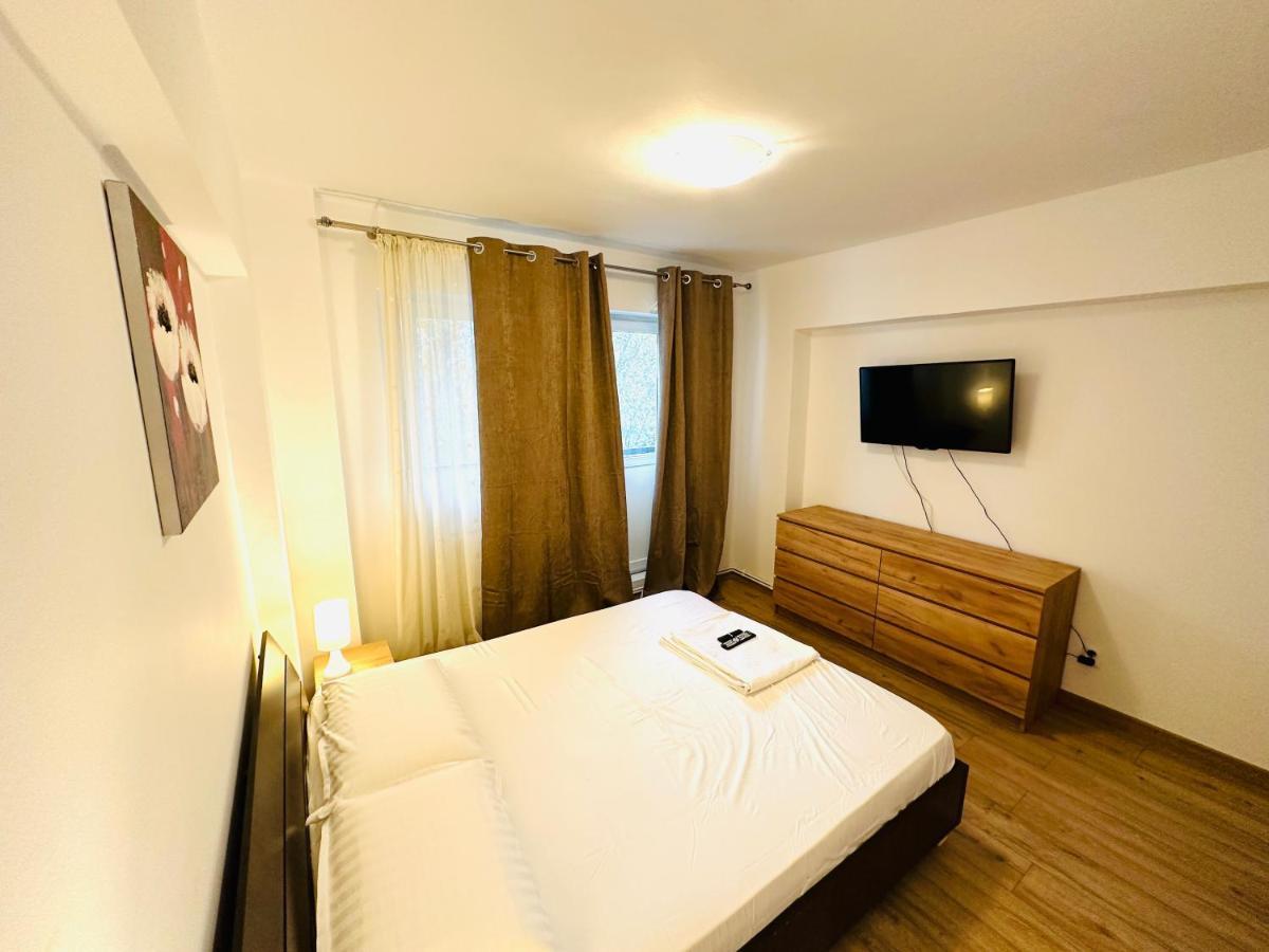 Apartament Central Apartman Jászvásár Kültér fotó